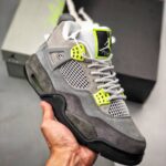 Air Jordan 4 Retro Se ‘Neon’